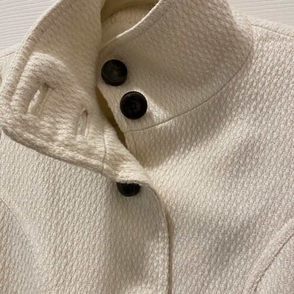 Zara Jacket - Picture 2 of 8